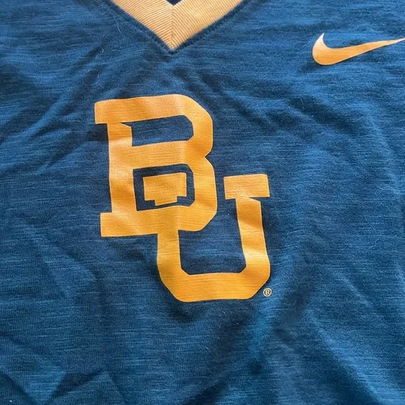 Baylor University vneck women’s medium. GUC. Green/yellow. - Picture 3 of 4